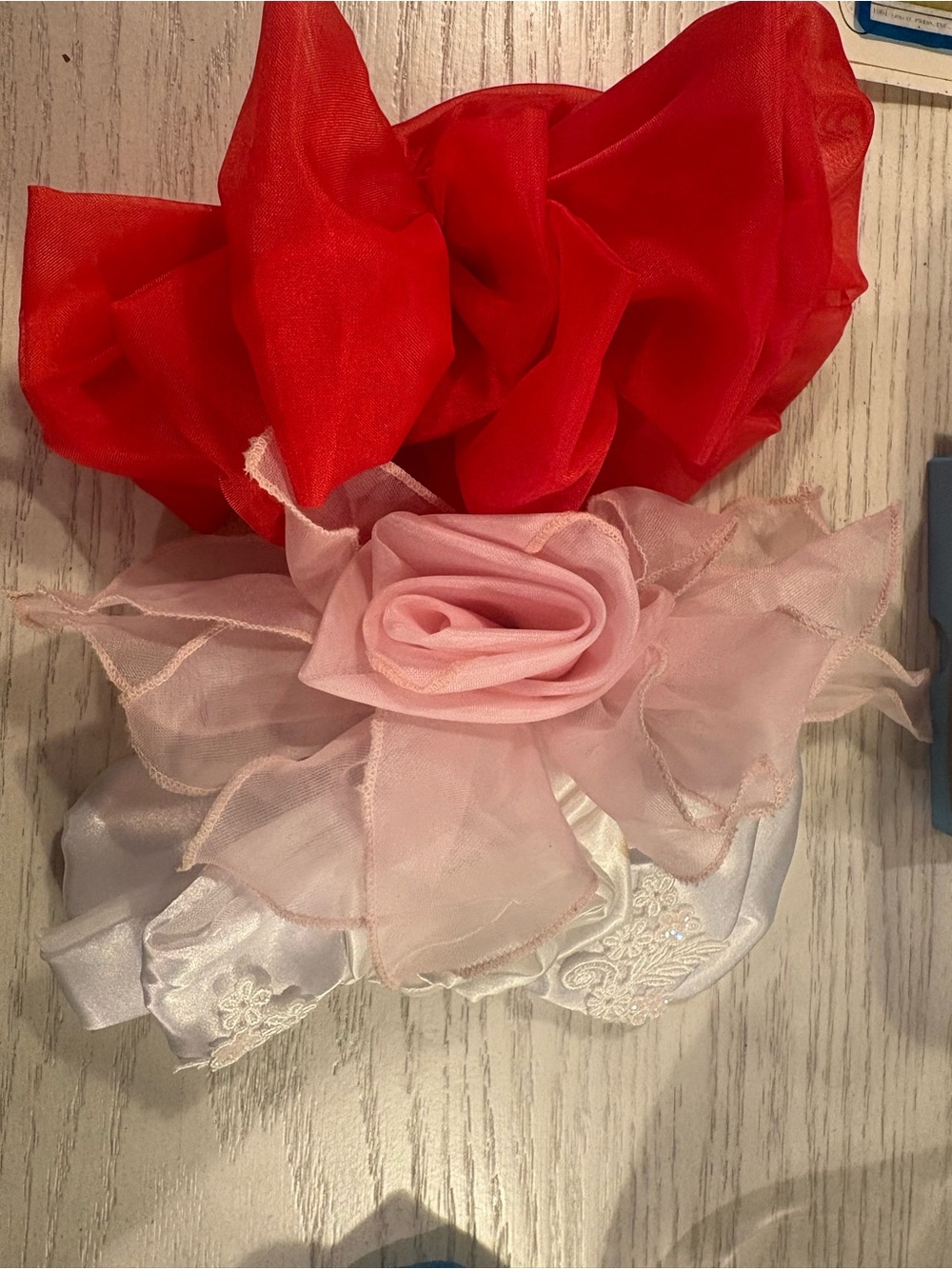 A set of 3 Kirk folly vintage Red and Pink and white  beautiful Hair Accessory